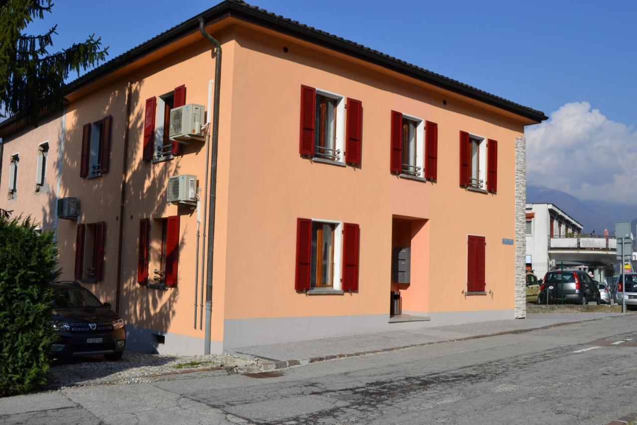 Casa Yoghi Hotel Cadenazzo Exterior photo
